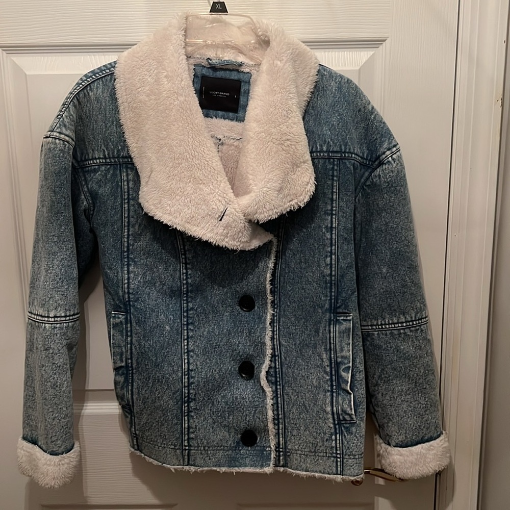 Lucky Brand Blue Denim Jacket with White Faux Fur - Picture 5 of 5